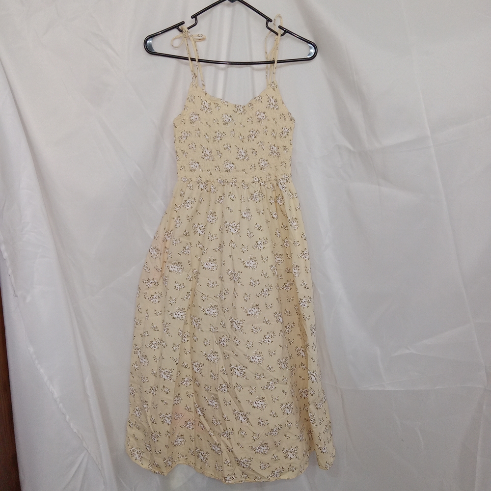 DIVIDED H&M Tie Shoulder Yellow Floral Smocked Sundress Womens Size M - Picture 6 of 14